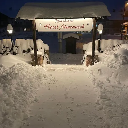 Almrausch فندق