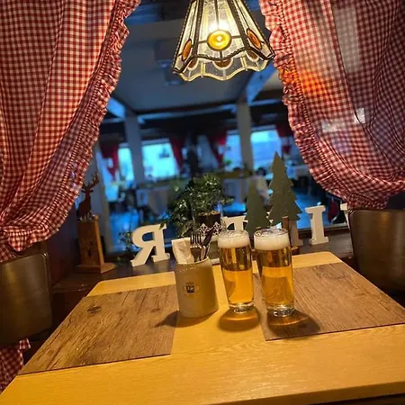 Almrausch فندق 3*