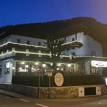 Almrausch Reit im Winkl
