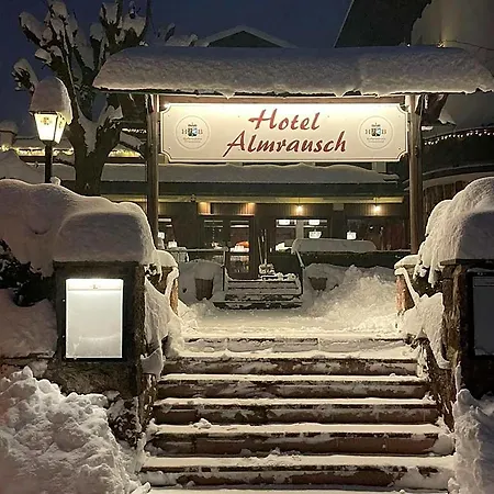 Almrausch فندق