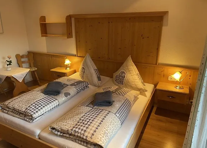 Almrausch Hotel 3*